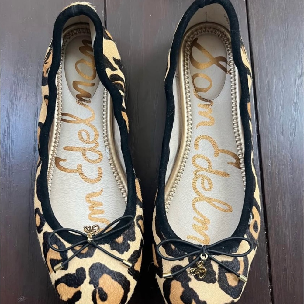 Sam Edelman Black and Tan Leopard Flats